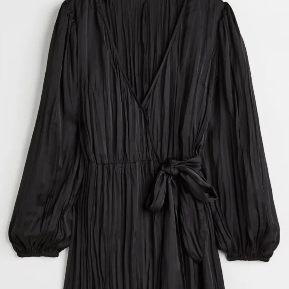 HM Balloon-sleeved Wrapover Dress size M
